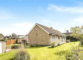 Detached bungalow For Sale in Crewkerne