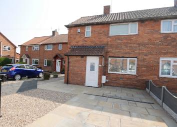 End terrace house For Sale in Goole