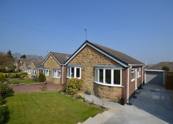 Detached bungalow For Sale in Wakefield