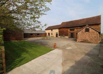 5 Bedroom Property for sale