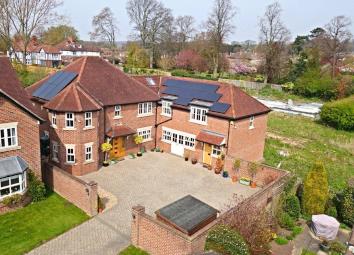 Detached house For Sale in North Ferriby