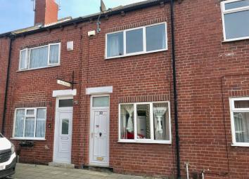 Terraced house For Sale in Castleford