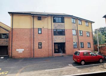 Flat For Sale in Taunton