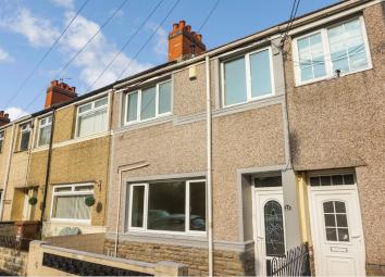 Terraced house For Sale in Hengoed