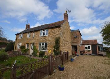 Cottage To Rent in Grantham