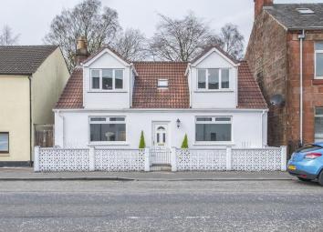 Villa For Sale in Dumbarton
