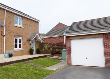 End terrace house For Sale in Bridgend
