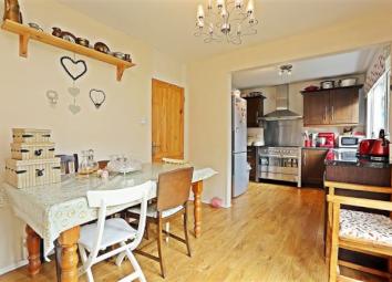 Terraced house For Sale in Cardiff