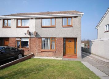 Semi-detached house For Sale in Ardrossan