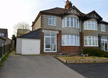Semi-detached house For Sale in Matlock