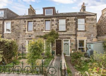 Maisonette For Sale in Edinburgh