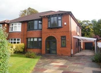 Semi-detached house To Rent in Sale