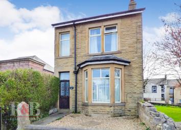 Detached house For Sale in Carnforth