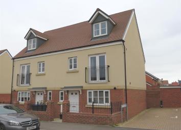 Town house For Sale in Salisbury