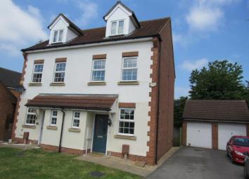 Semi-detached house To Rent in Gainsborough