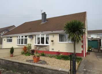 Semi-detached bungalow For Sale in Pontypridd