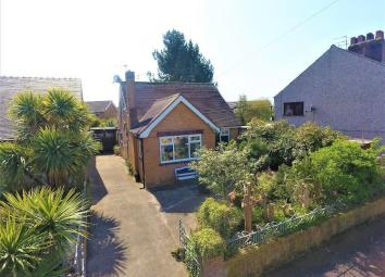 Detached house For Sale in Thornton-Cleveleys