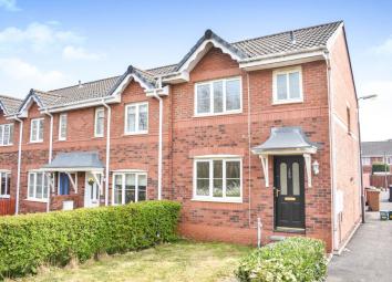 End terrace house For Sale in Livingston