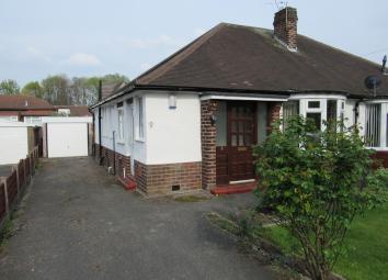 Bungalow For Sale in Manchester