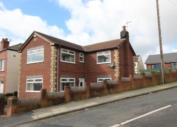 Detached house To Rent in Bury