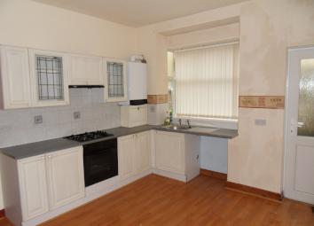 Terraced house To Rent in Darwen