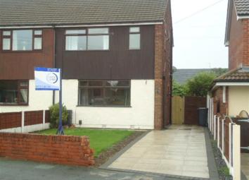 Semi-detached house To Rent in Warrington