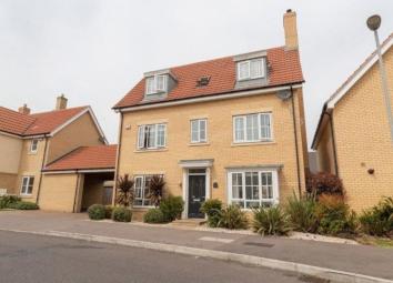 Detached house To Rent in Basildon