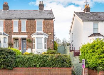 Semi-detached house For Sale in High Wycombe