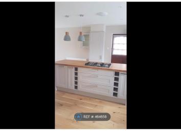 Detached house To Rent in Horsham