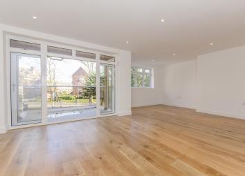 Flat To Rent in Stanmore
