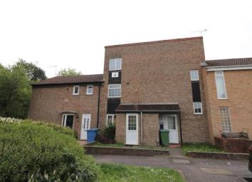 Terraced house For Sale in Bracknell