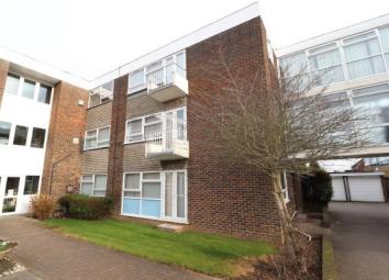 Flat To Rent in Brentwood