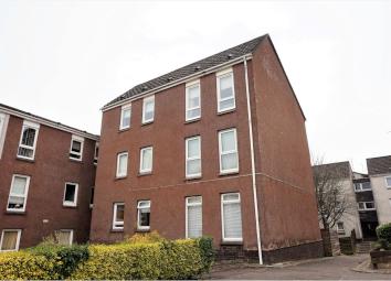 Flat For Sale in Erskine