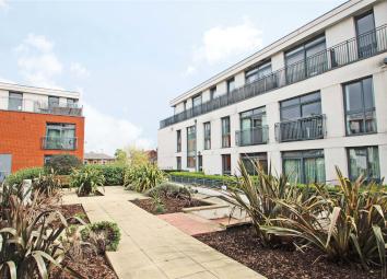 Flat For Sale in Chertsey