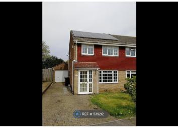 Semi-detached house To Rent in Gillingham
