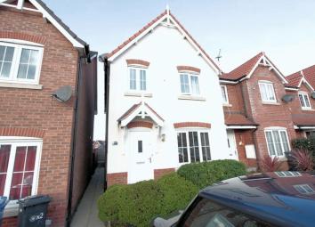 Terraced house For Sale in Rhyl