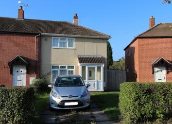 End terrace house To Rent in Tamworth