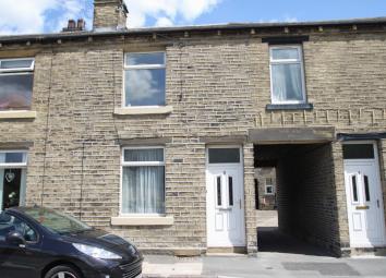 Terraced house For Sale in Brighouse
