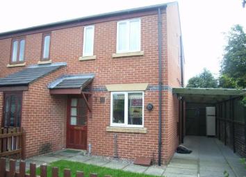 Semi-detached house To Rent in Oswestry