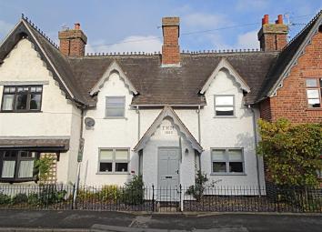 Cottage For Sale in Ilkeston