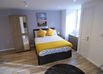 Studio To Rent in Dudley