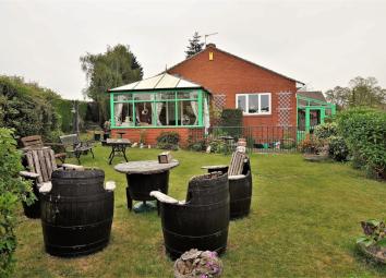 Detached bungalow For Sale in Mirfield