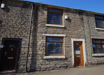 Terraced house To Rent in Bury
