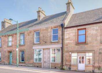 Terraced house For Sale in Lanark