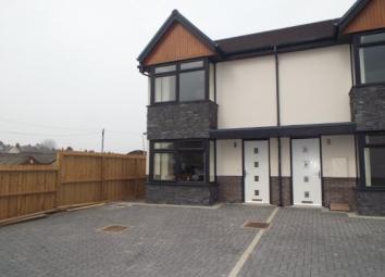 End terrace house For Sale in 