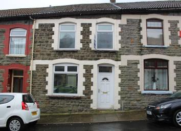 Terraced house To Rent in Tonypandy