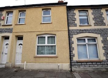 Terraced house For Sale in Barry