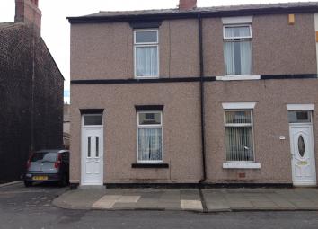 End terrace house To Rent in Fleetwood