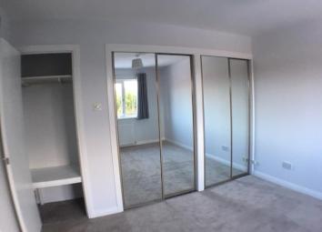 Semi-detached house To Rent in Edinburgh