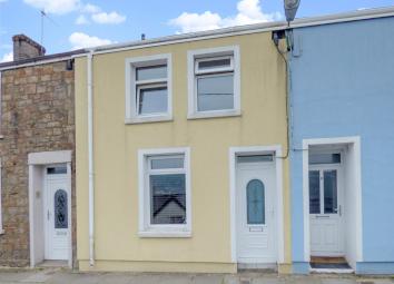 Terraced house For Sale in Tredegar